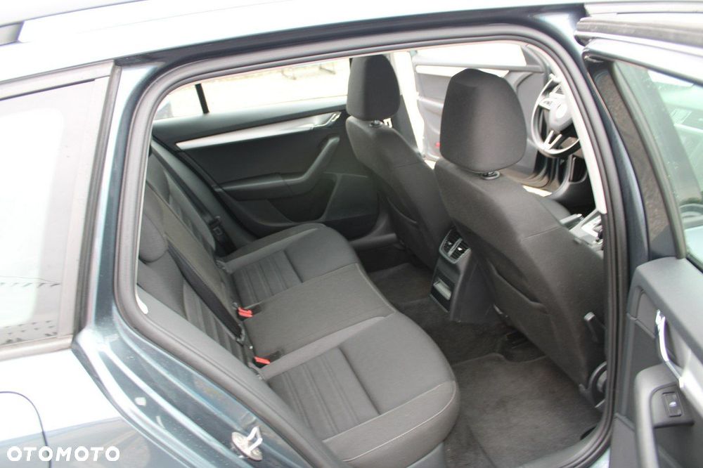 Skoda Octavia - 27