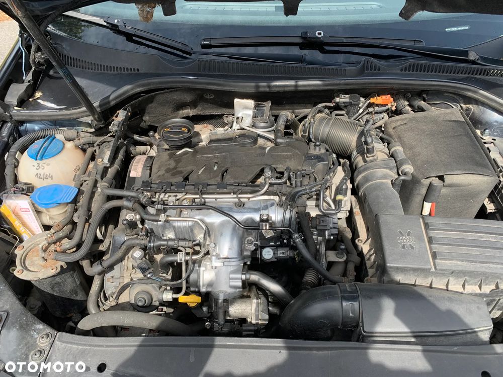 Volkswagen Golf 2.0 TDI Comfortline - 10