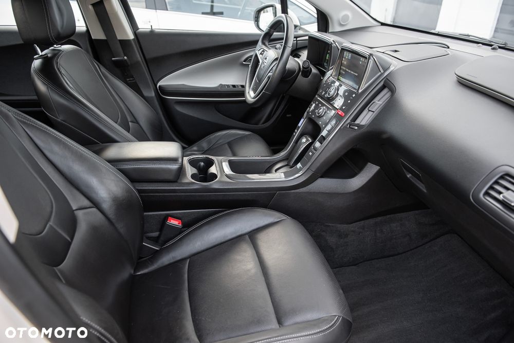 Opel Ampera - 31