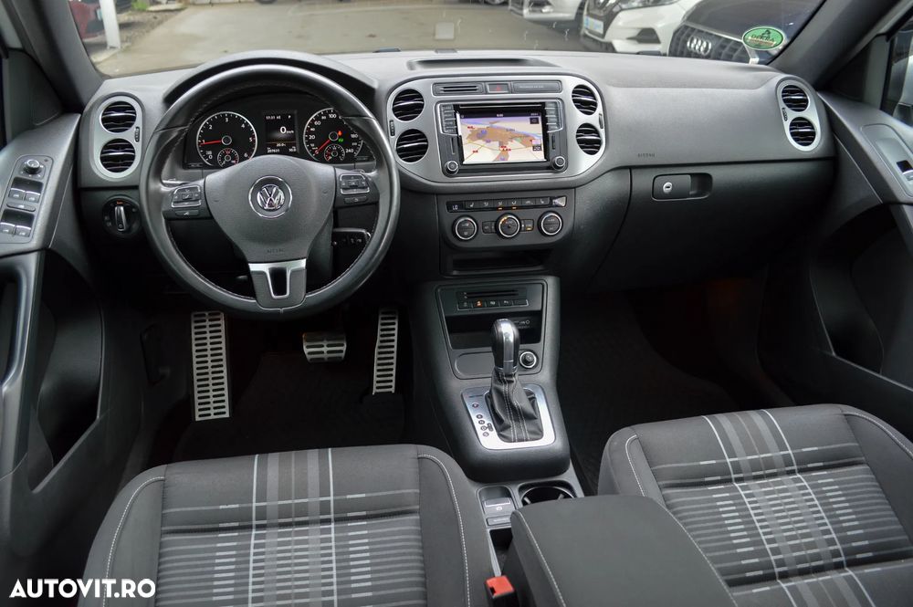 Volkswagen Tiguan 2.0 TDI SCR 4MOTION BlueMotion Technology DSG Sport & Style - 19