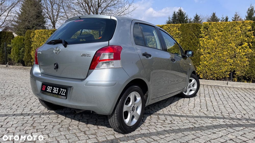 Toyota Yaris 1.33 VVT-i Cool+ - 7