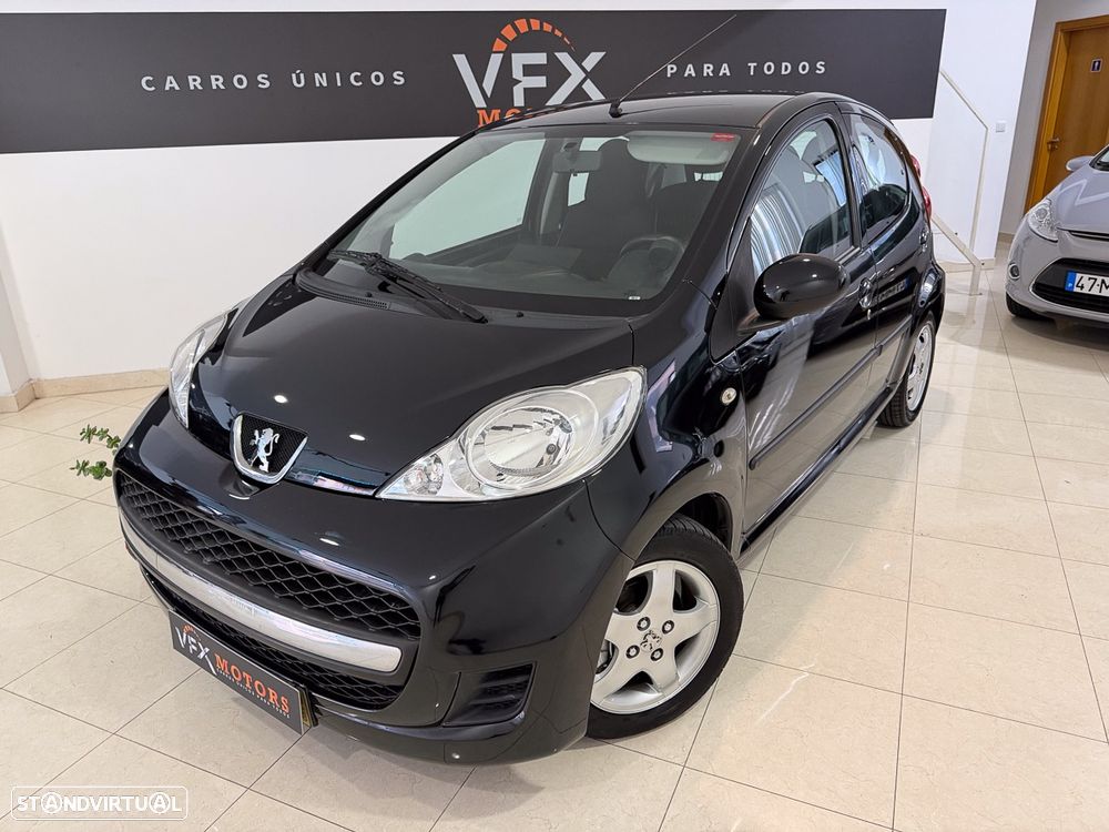 Peugeot 107 1.0 Trendy E4 - 1