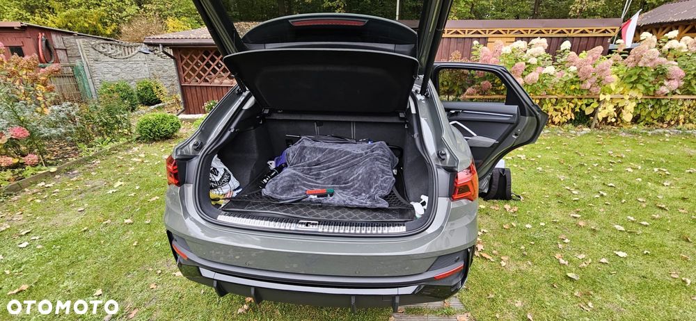 Audi Q3 Sportback - 8