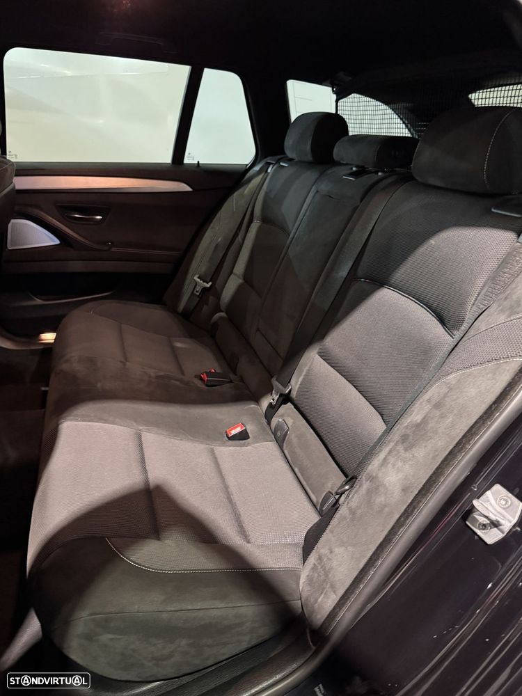 BMW M550d xDrive Touring Sport-Aut. - 33