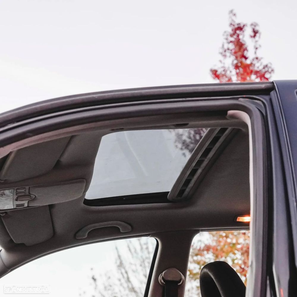 VW Bora 1.9 TDi Highline - 16