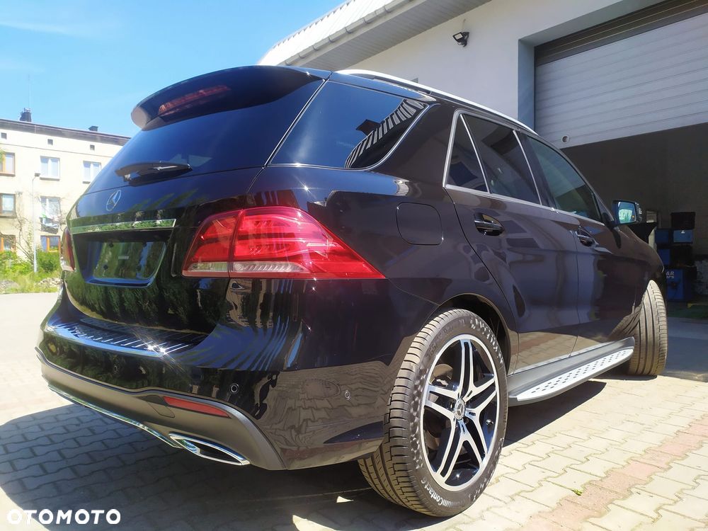 Mercedes-Benz GLE 350 d 4Matic 9G-TRONIC AMG Line - 3