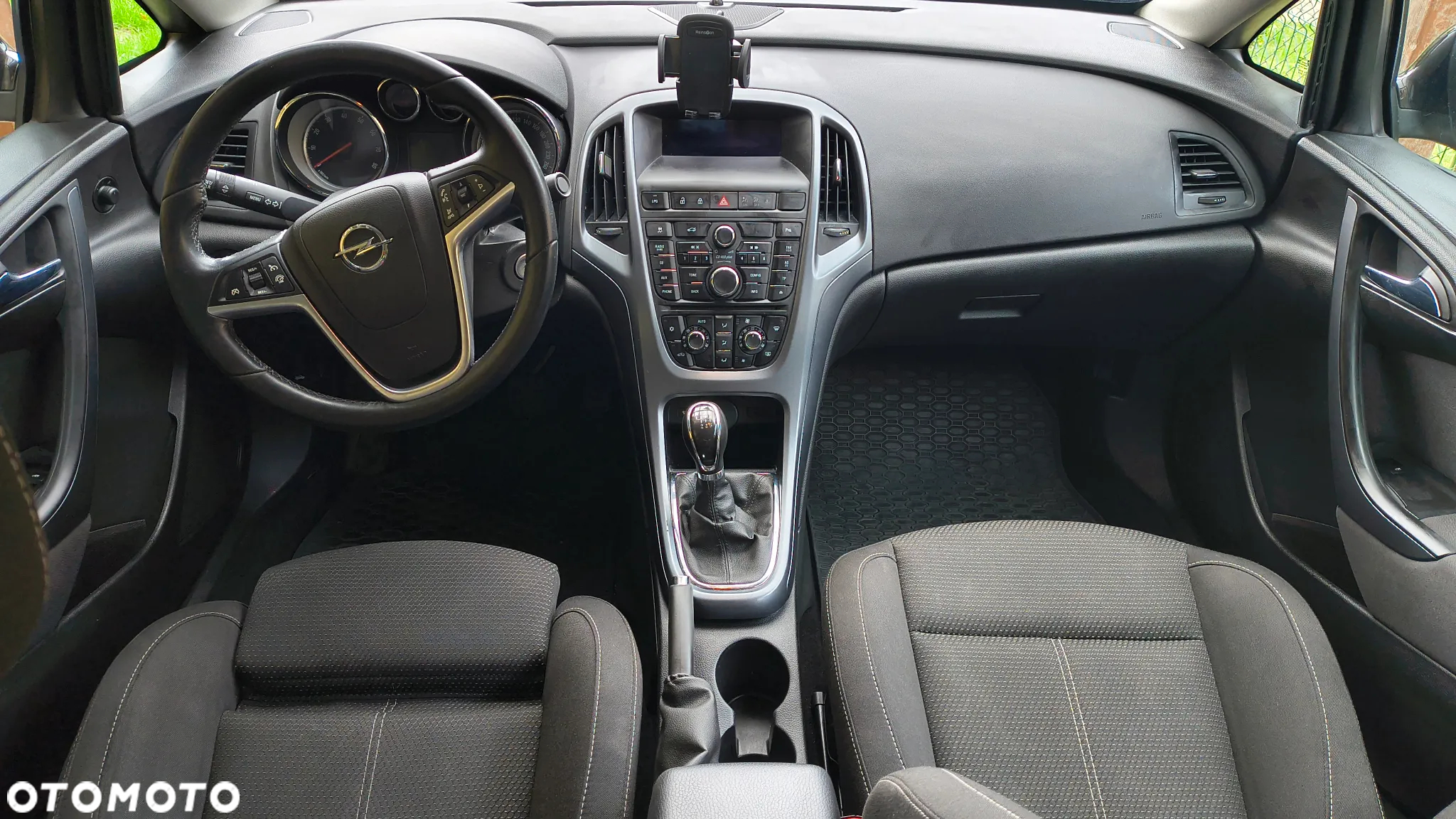 Opel Astra - 16