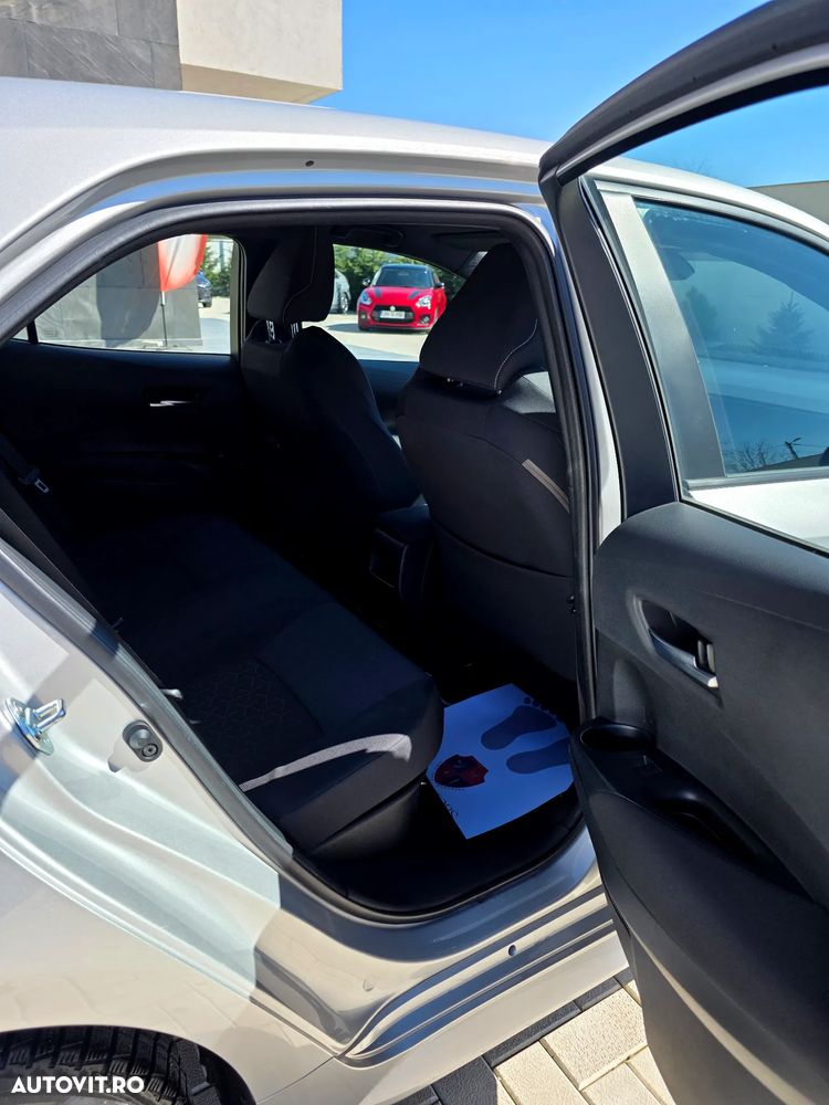 Toyota Corolla 1.8 Business Edition - 22