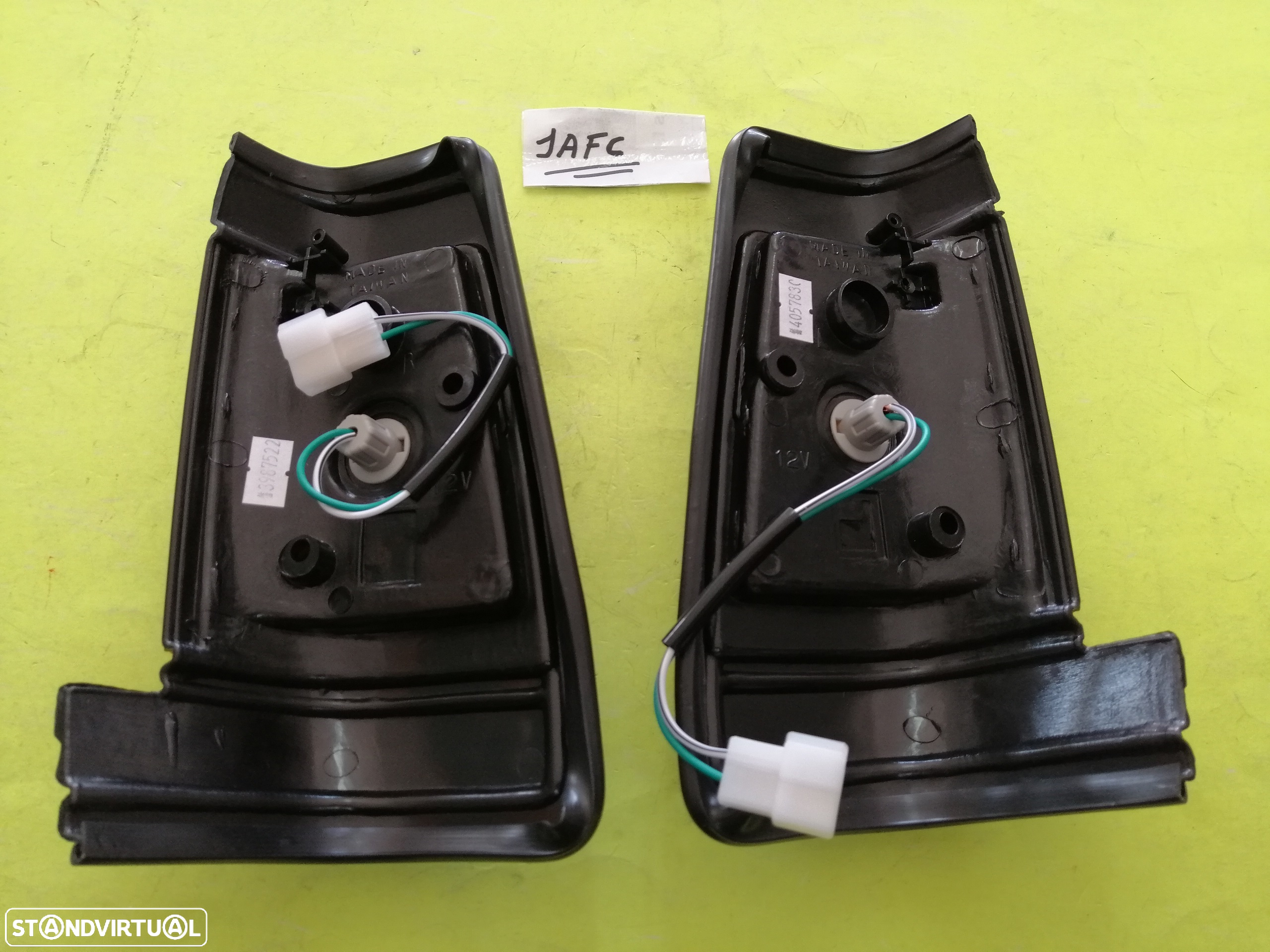 Farolins pisca da frente Datsun Pickup 720 SD23 5V NOVOS - 2