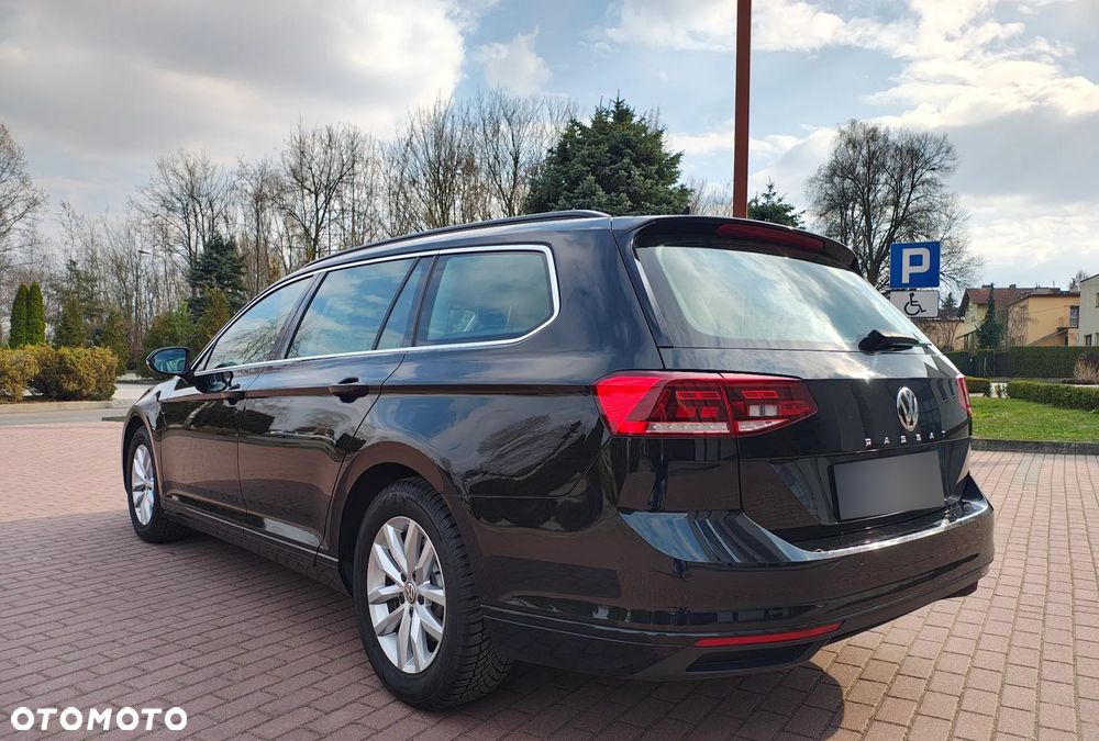 Volkswagen Passat 2.0 TDI EVO Business DSG - 28