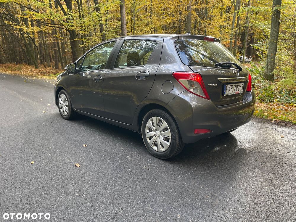 Toyota Yaris - 7
