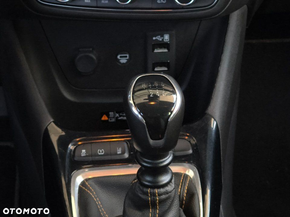 Opel Crossland X - 26