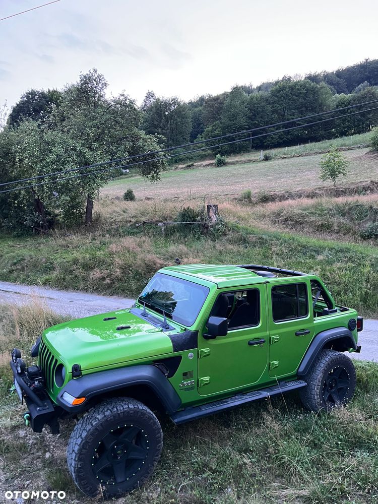 Jeep Wrangler - 6