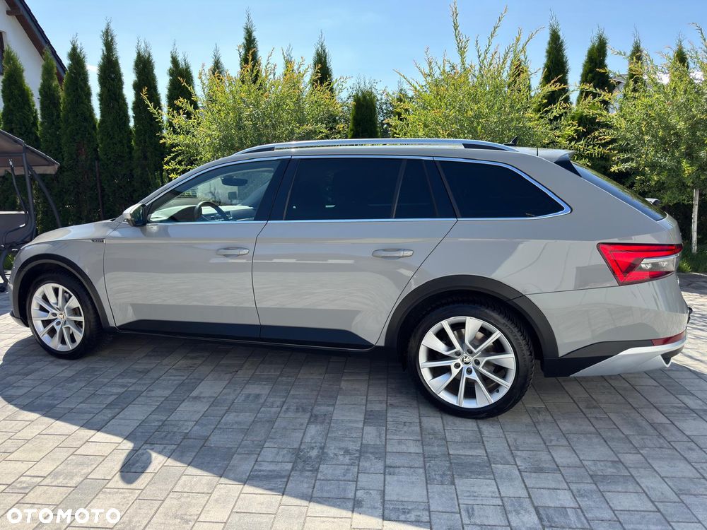 Skoda Superb 2.0 TDI SCR 4x4 Scout DSG - 5