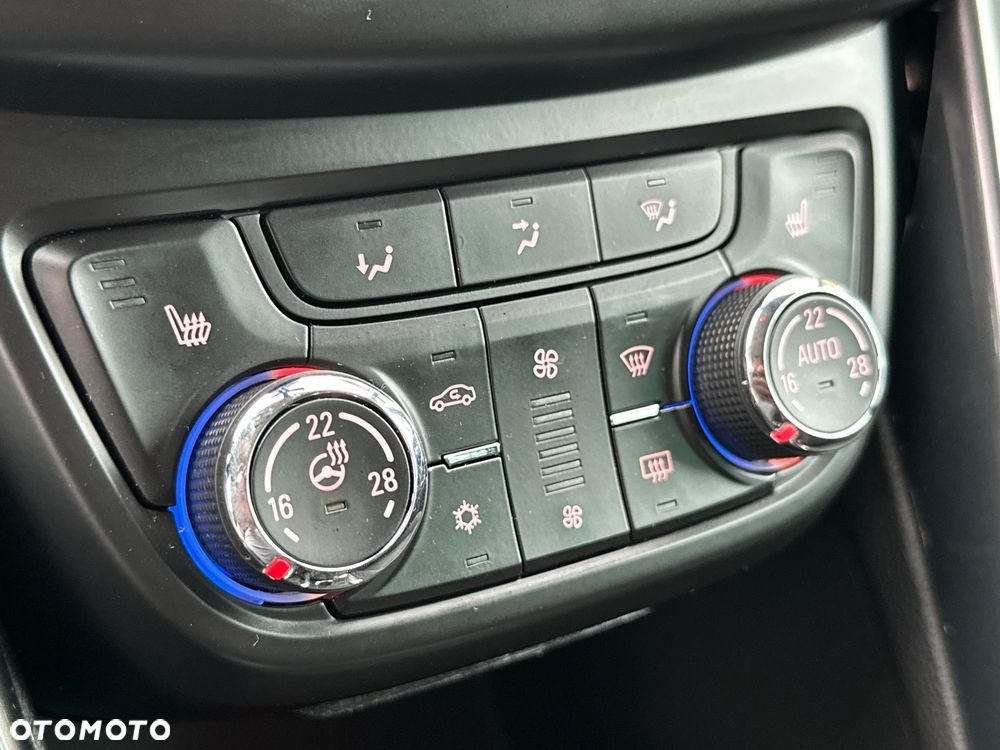 Opel Zafira 2.0 D (CDTI ecoFLEX) Start/Stop Innovation - 38