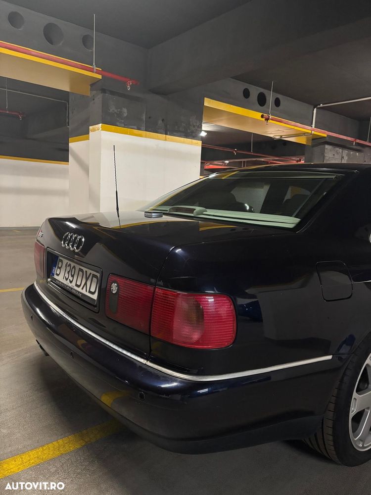 Audi S8 - 9