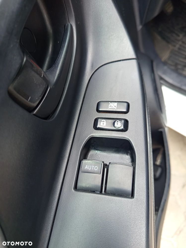 Toyota Yaris - 14
