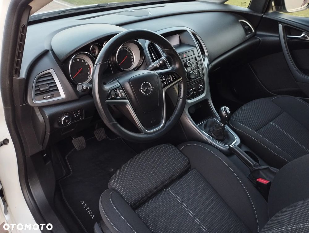 Opel Astra 1.4 Turbo - 13