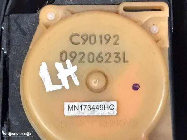 Cinto Frente Esquerdo Mitsubishi L 200 (K7_T, K6_T) - 3