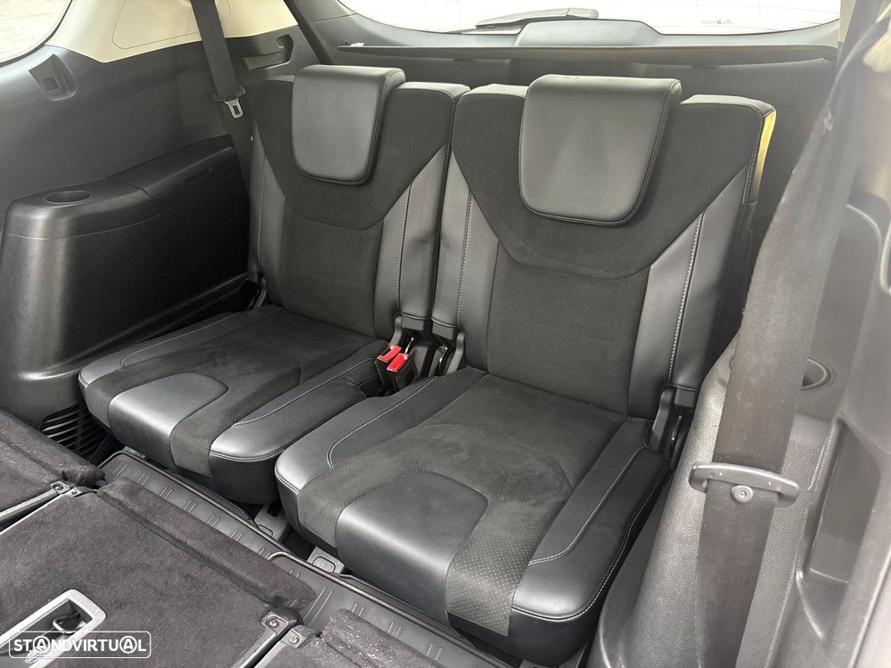 Ford S-Max 2.0 TDCi Titanium - 11