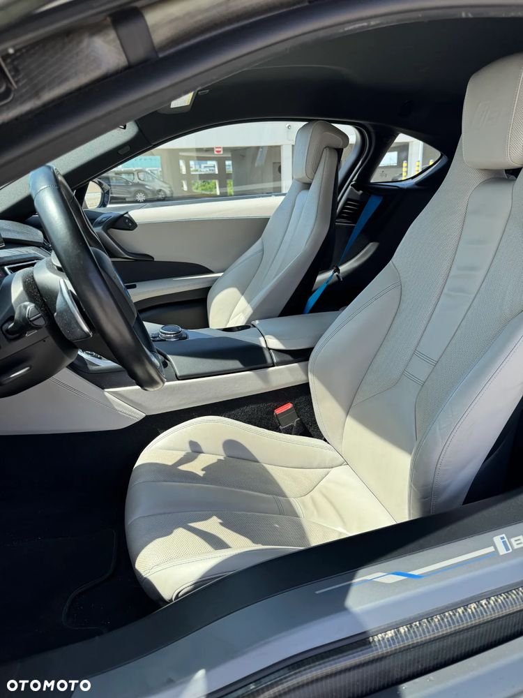 BMW i8 - 15