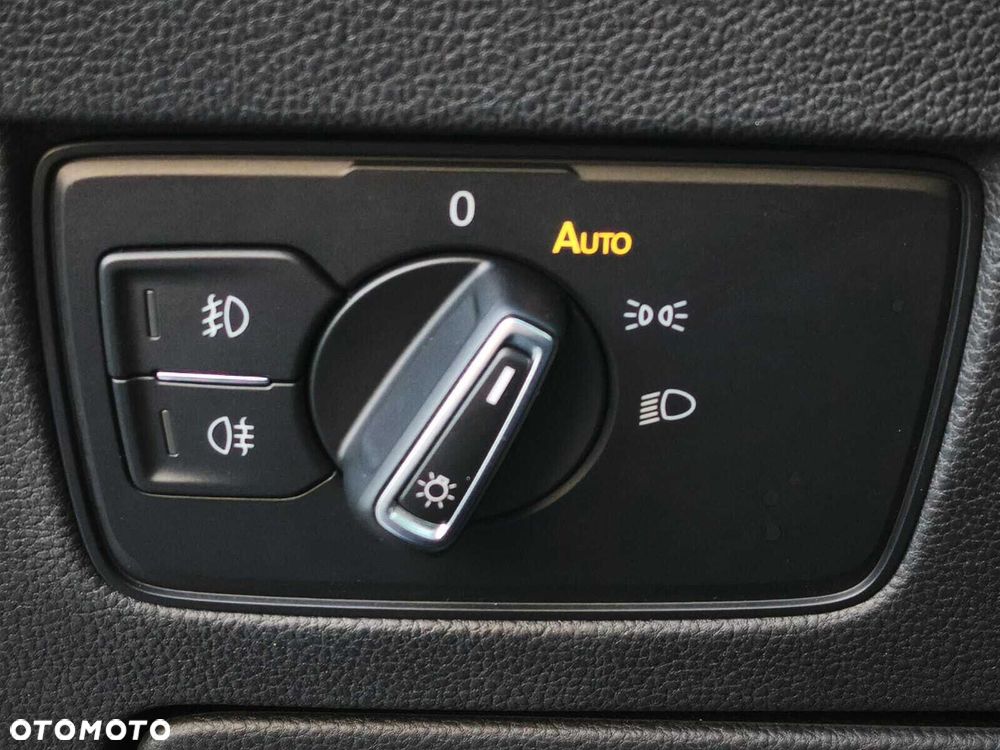 Volkswagen Passat Variant 1.5 TSI EVO Essence - 21