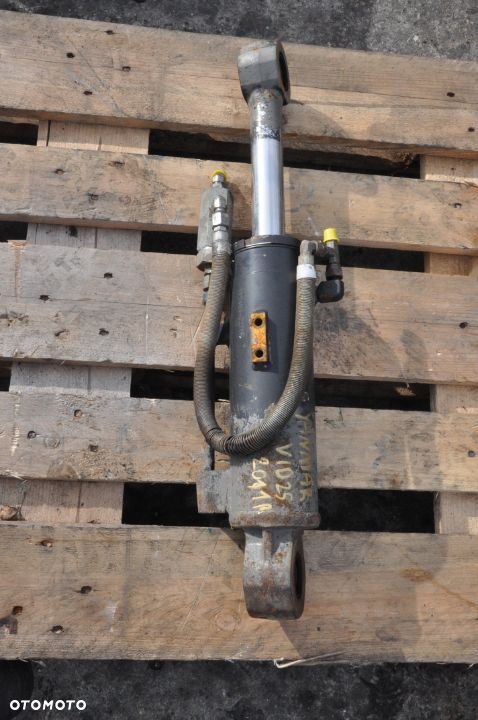 SIŁOWNIK TŁOK HYDRAULICZNY YANMAR VIO 25 DŁ. 41 CM
