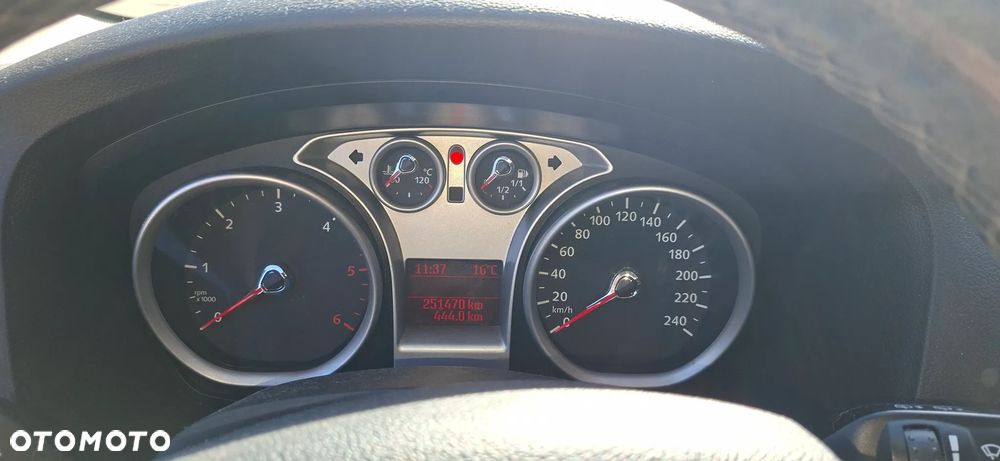 Ford Focus 1.8 TDCi Amber X - 11