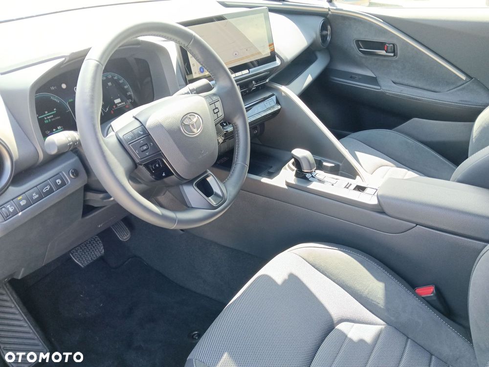 Toyota C-HR - 15