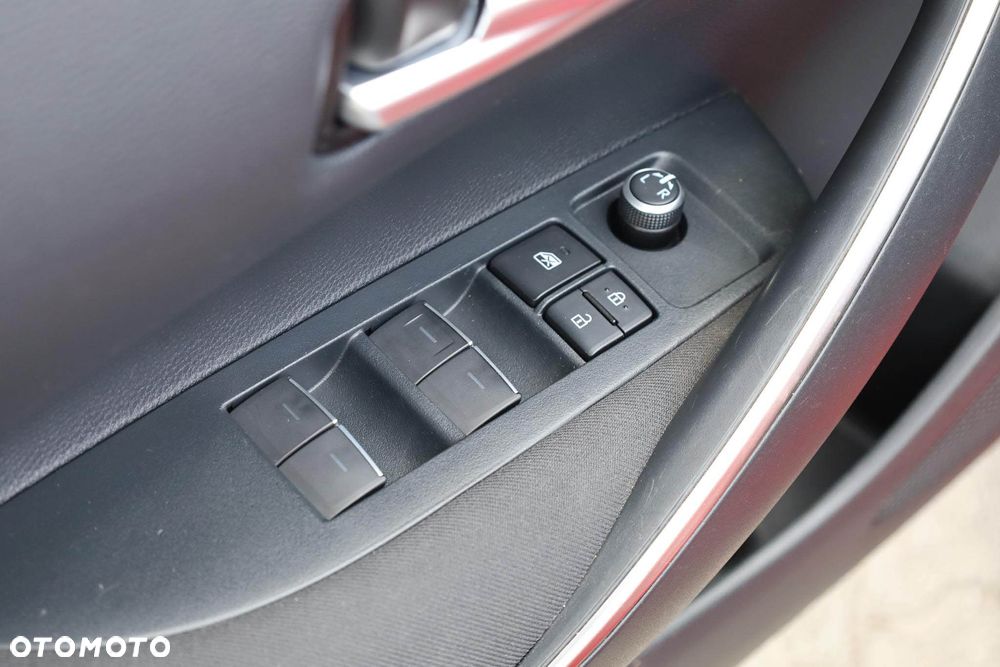 Toyota Corolla 1.8 Hybrid Comfort - 30