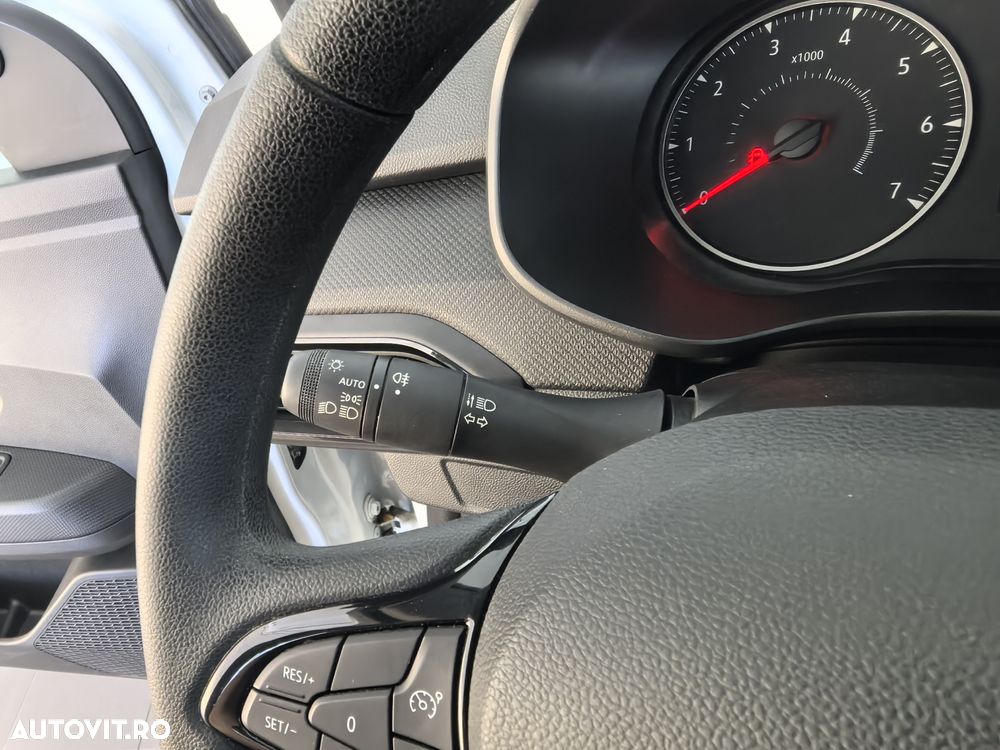 Dacia Sandero Stepway TCe 90 MT6 Essential - 20