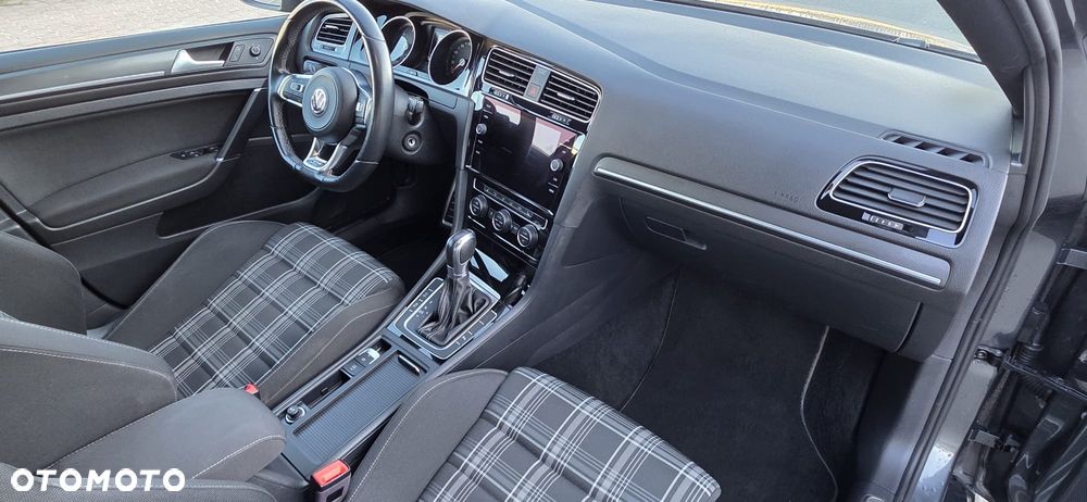 Volkswagen Golf GTD (BlueMotion Technology) DSG - 12