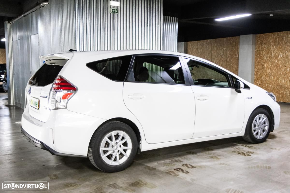Toyota Prius+ - 13