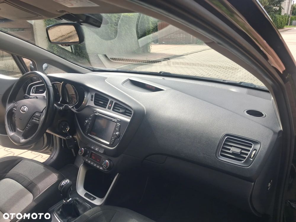 Kia Ceed 1.6 CRDi XL - 22