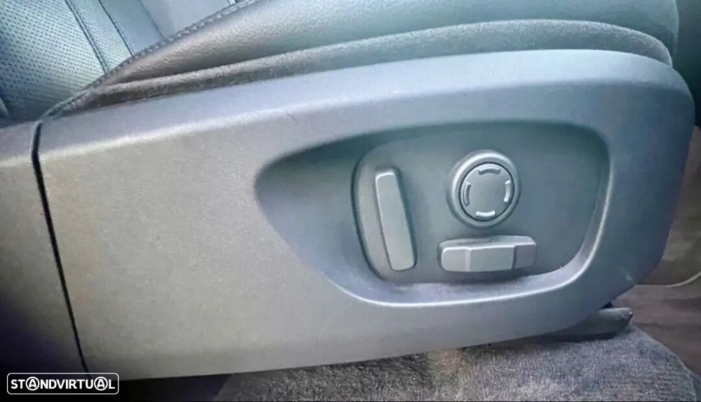 Land Rover Discovery Sport - 14