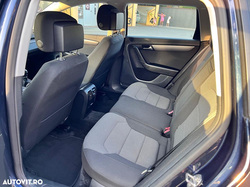 Volkswagen Passat 2.0 Blue TDI SCR Highline - 8