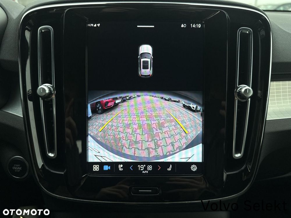 Volvo XC 40 - 22