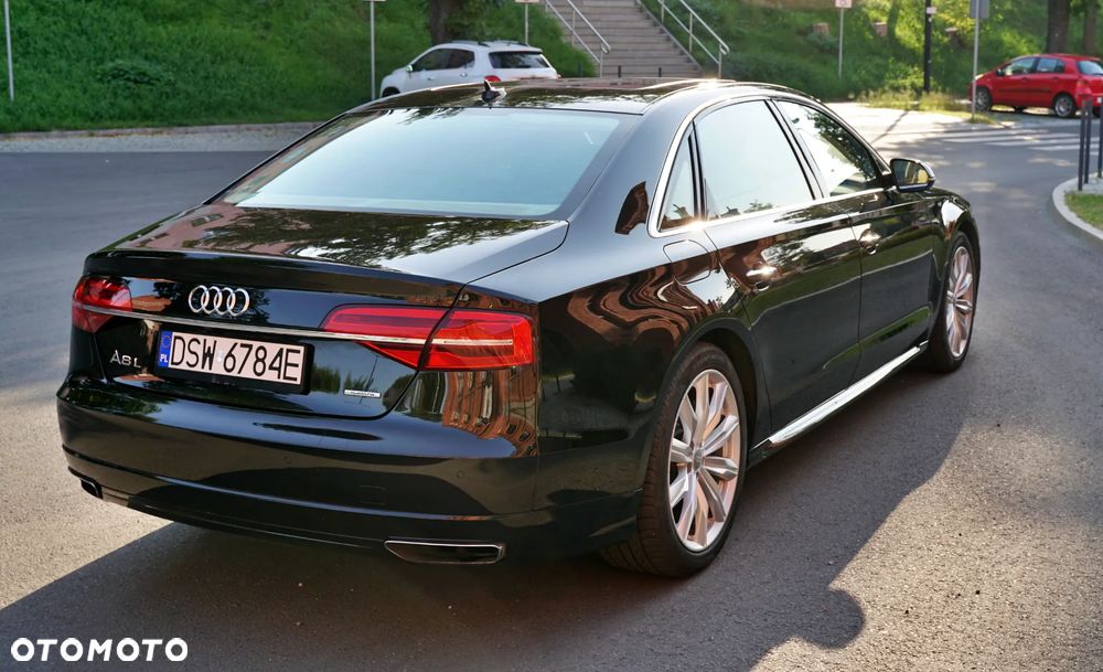 Audi A8 - 5