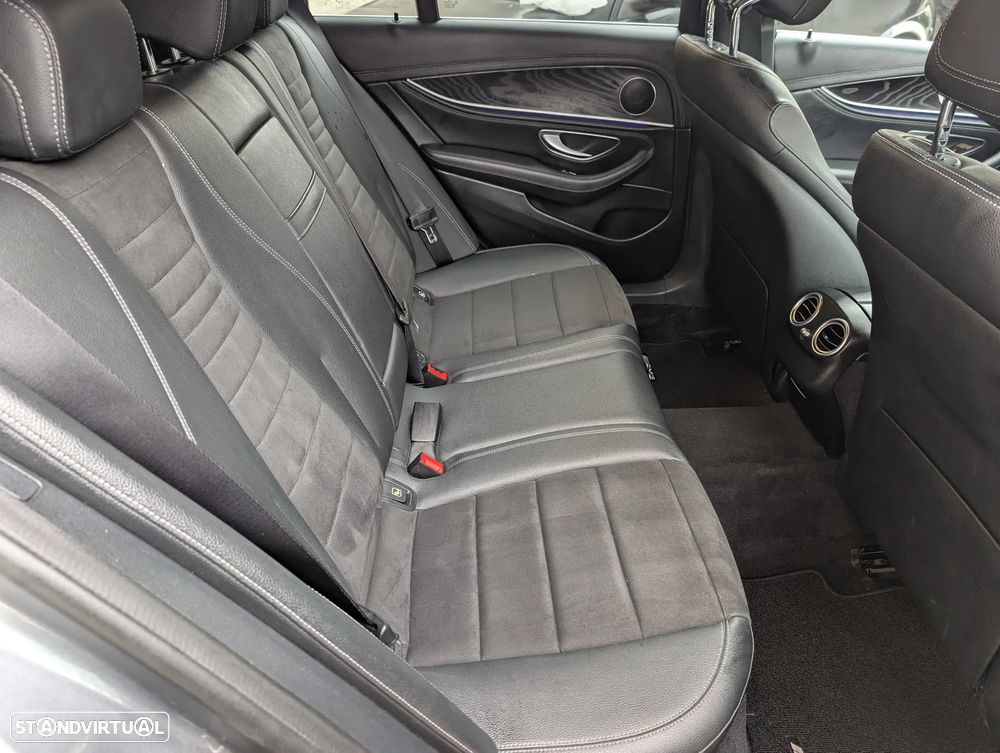 Mercedes-Benz E 220 d AMG Line 7L - 10