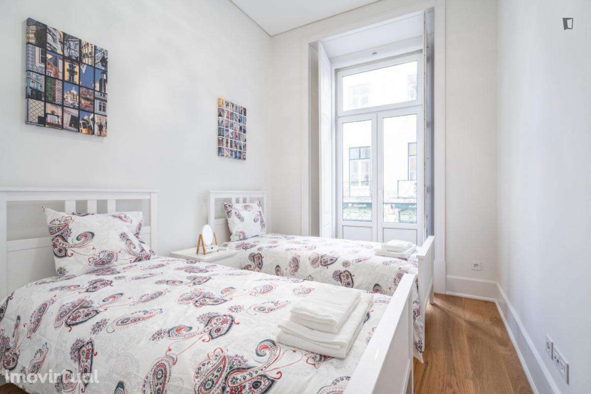 Apartamento com 2 quartos - localizado em Baixa Lisbon - Grande imagem: 3/24