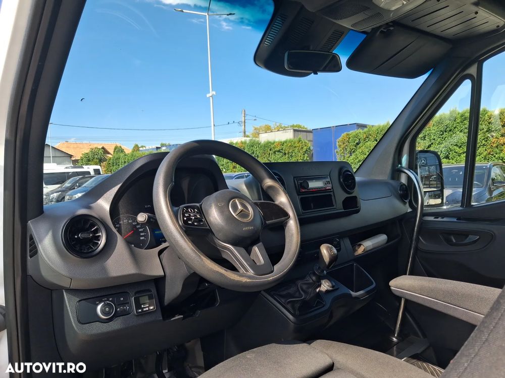 Mercedes-Benz Sprinter 516 CDI - 12