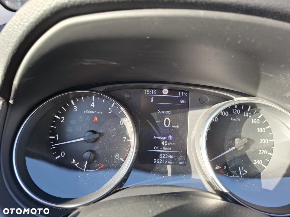 Nissan Qashqai - 13