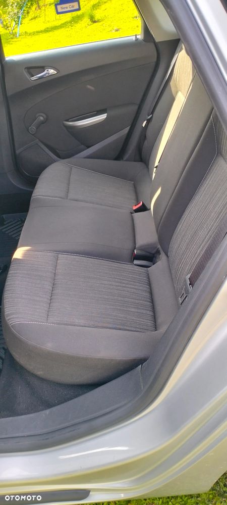Opel Astra 1.7 CDTI - 10