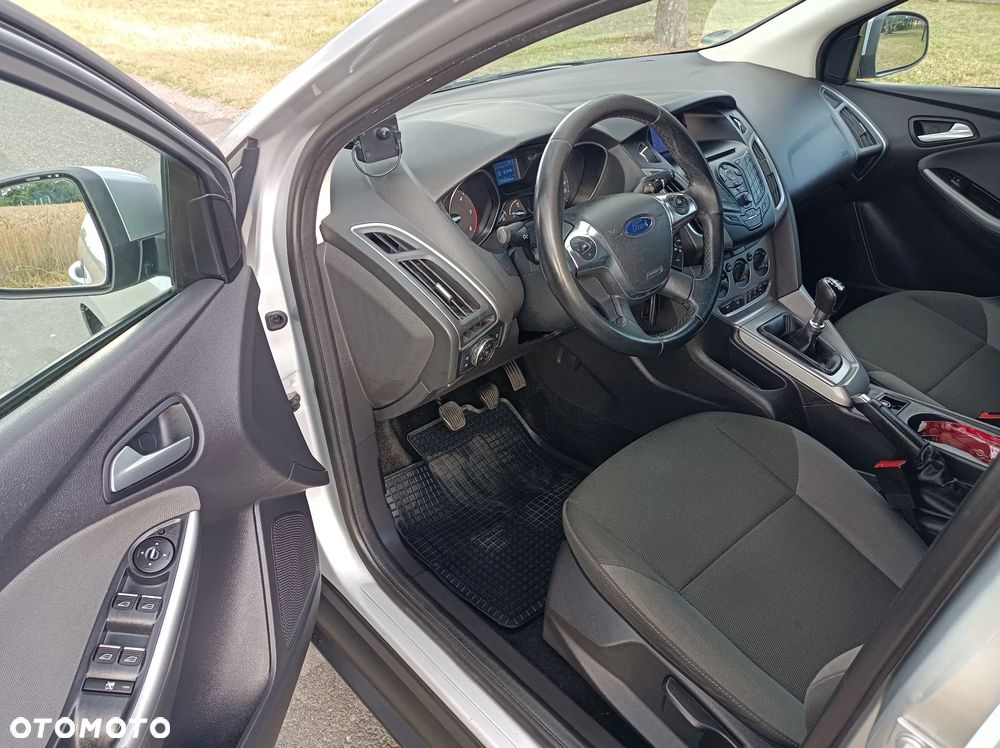 Ford Focus 1.6 TDCi DPF SYNC Edition - 7