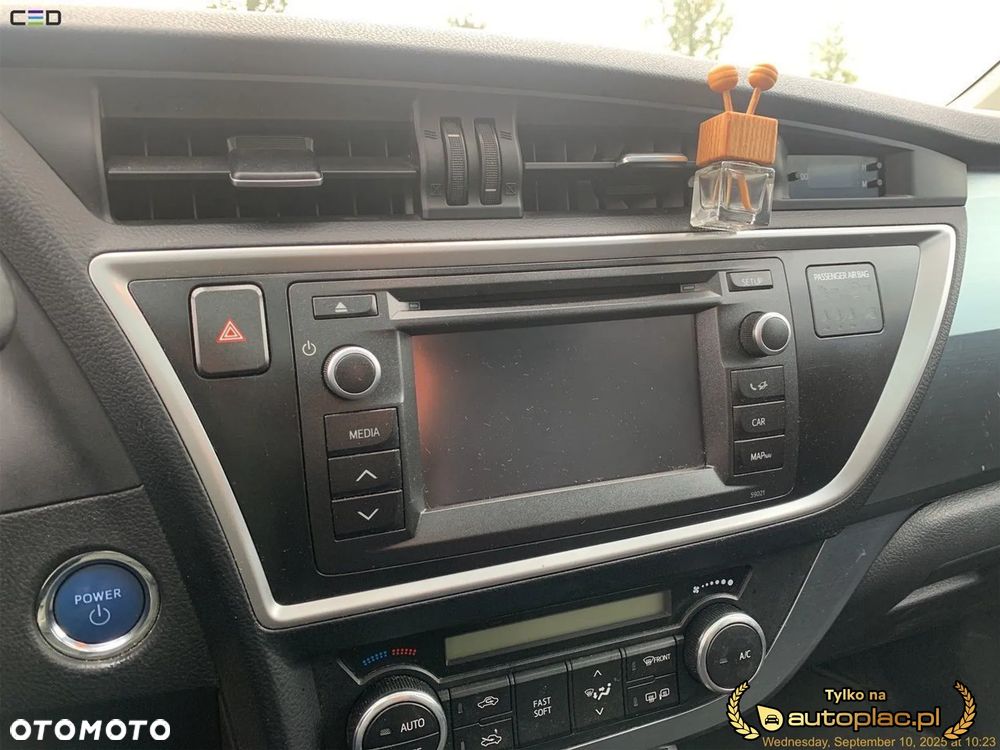 Toyota Auris - 20