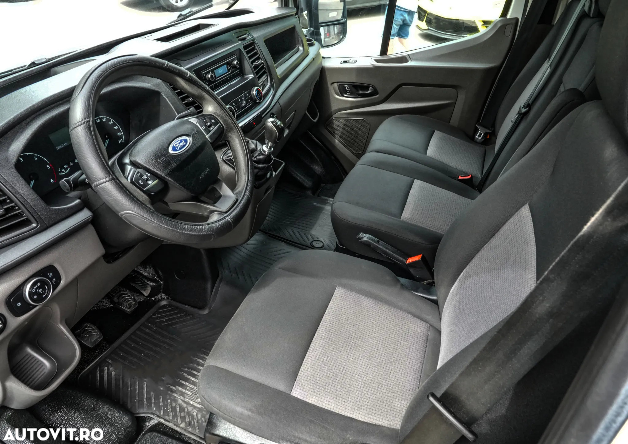 Ford Transit - 7