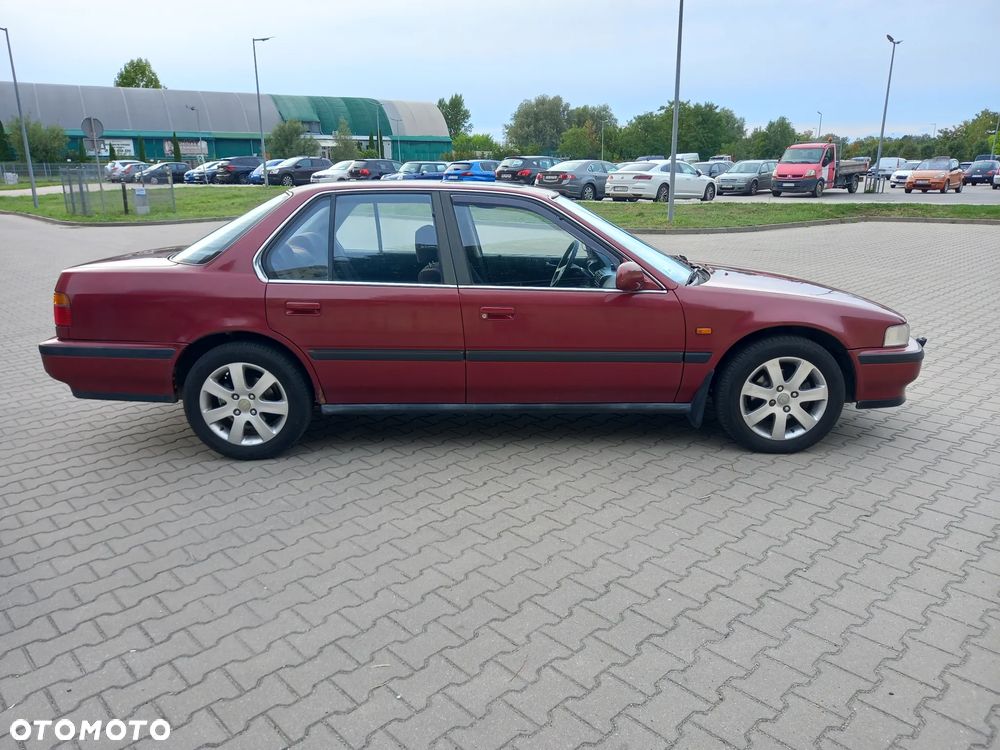 Honda Accord 2.2i-16 EX - 11