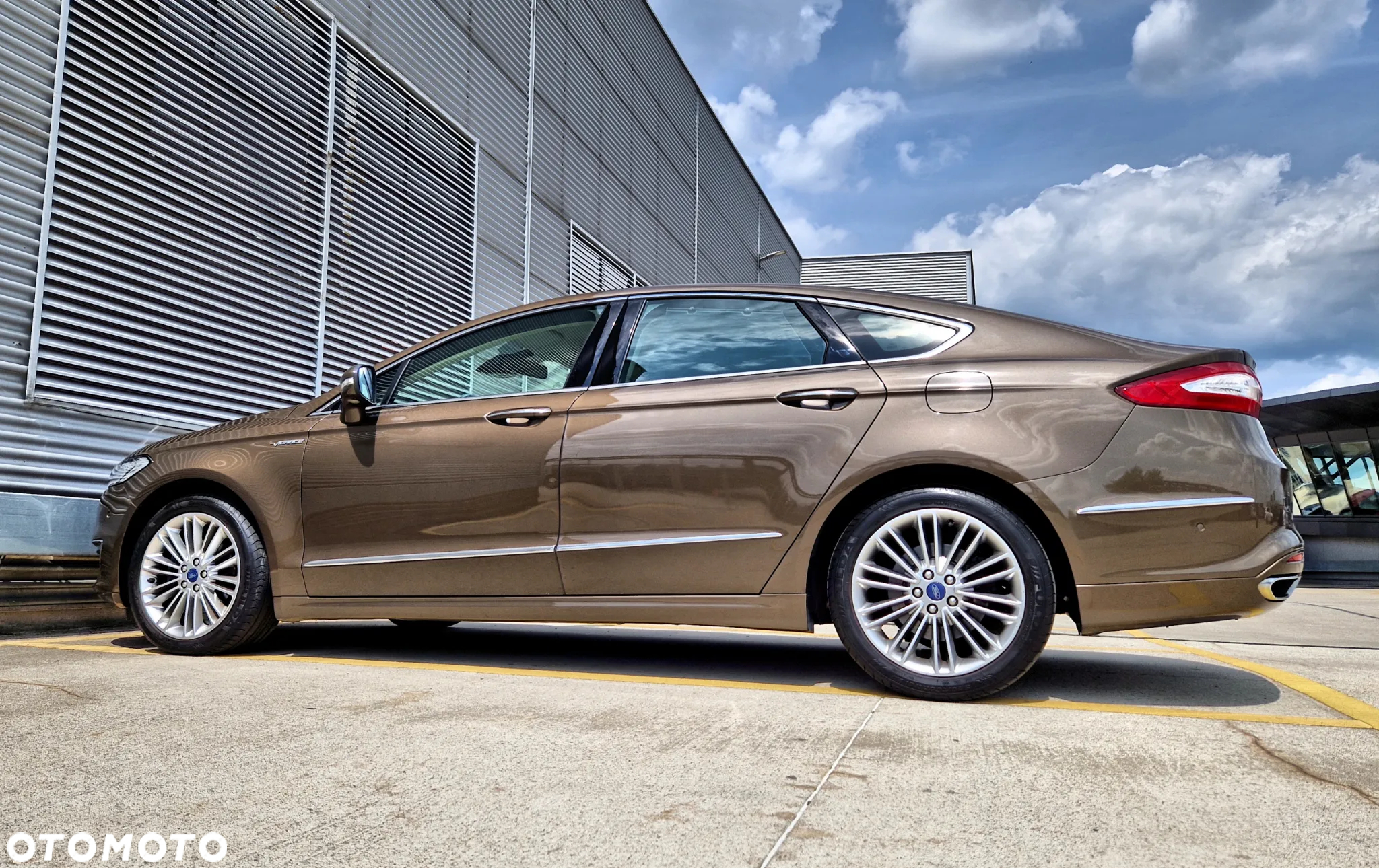 Ford Mondeo Vignale 2.0 TDCi PowerShift - 11