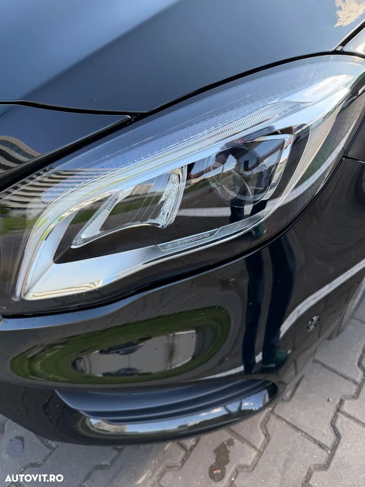 Mercedes-Benz GLA 250 4MATIC Aut. - 12