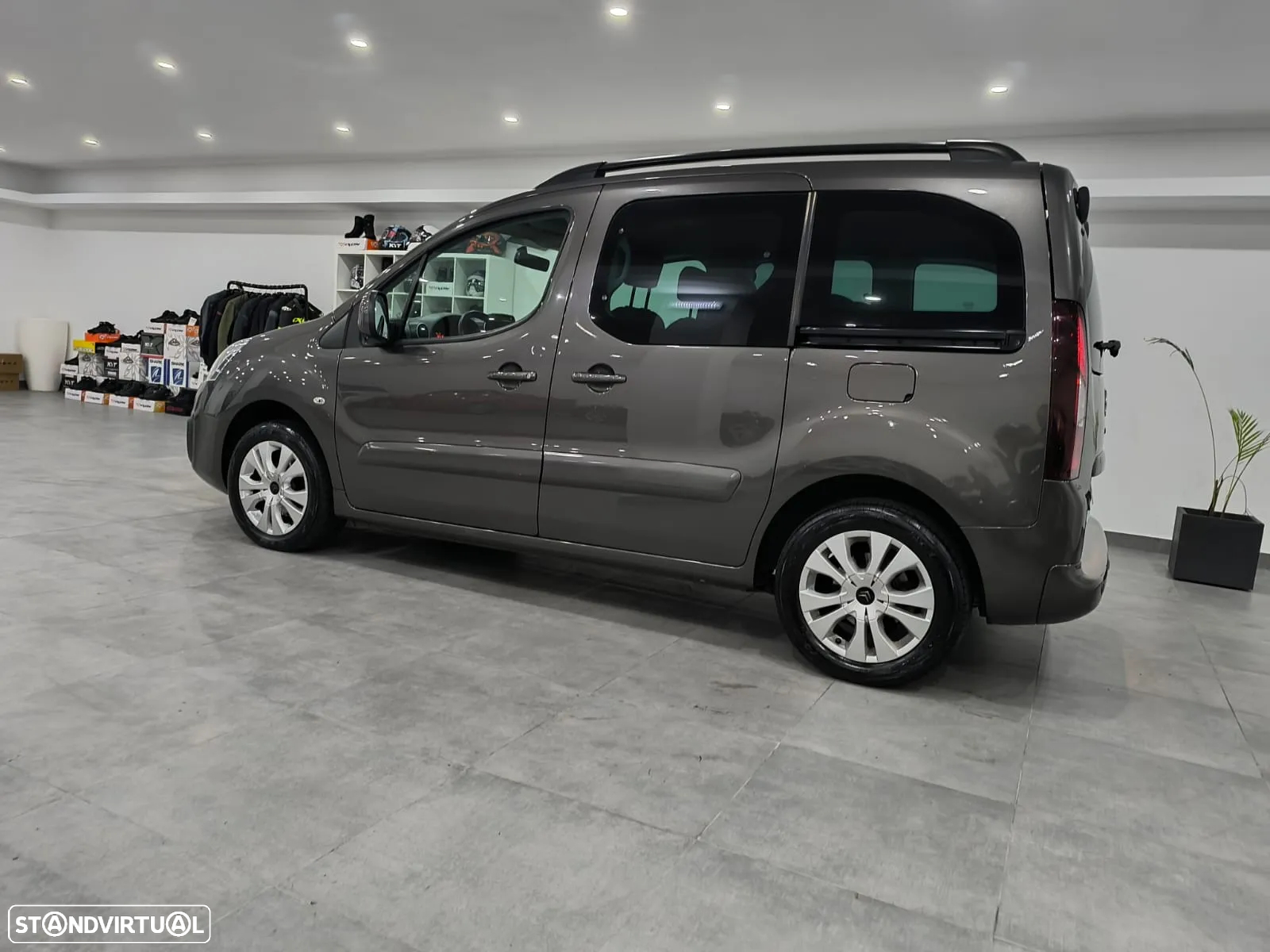 Citroën Berlingo 1.6 BlueHDi Feel 7L - 8